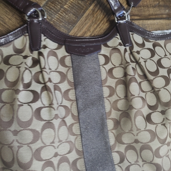 Coach Purse - Picture 4 of 4